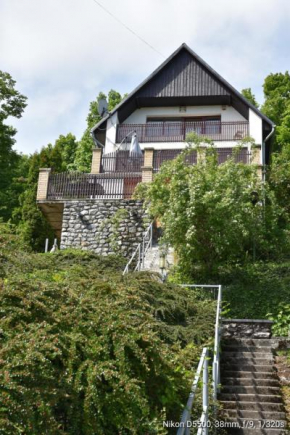 Traumhaftes Ferienhaus im Buchengebirge